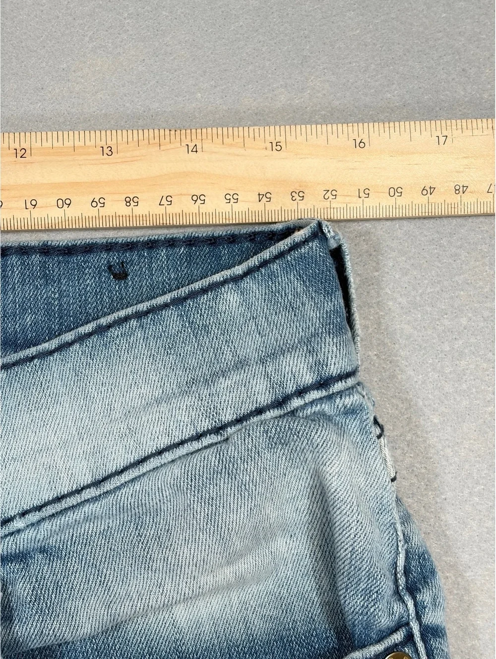 True Religion Ricky Acid Wash Straight Leg Jeans 30x33 Horseshoe Flap Pockets
